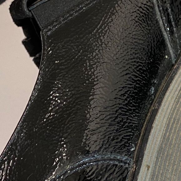 Paul Green 6.5UK 9US Black Textured Patent Leather Studded Fringe Wingtip Oxford - Picture 9 of 10